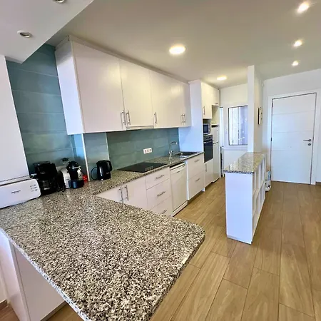 Apartment Europa 13 *